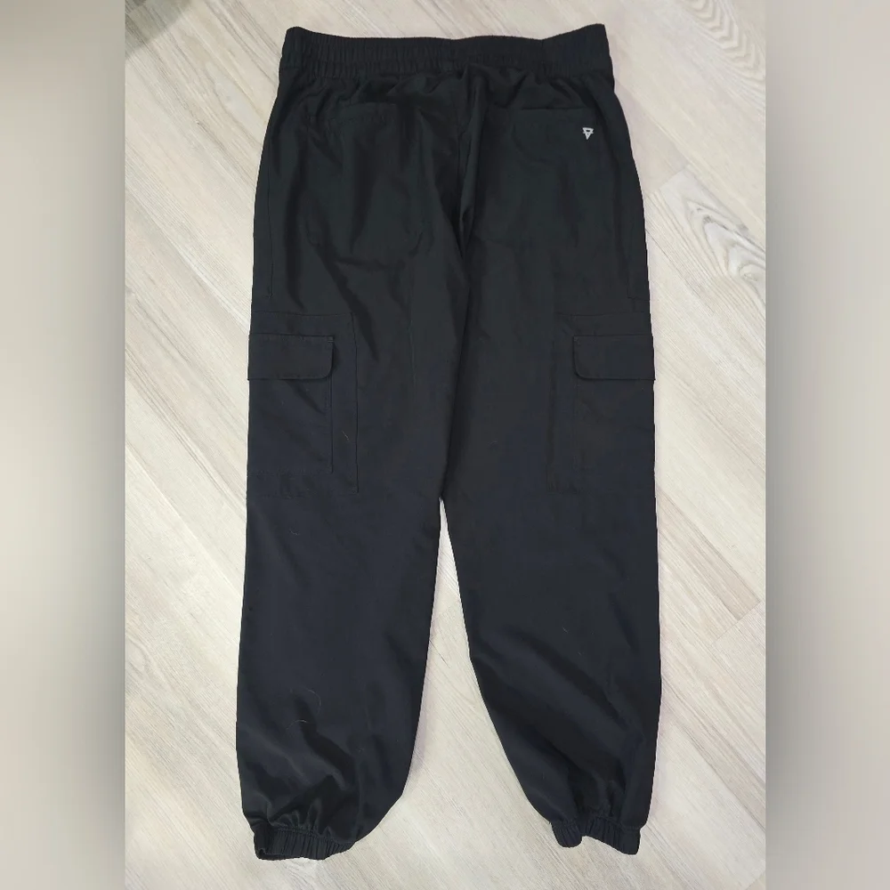 LIV Outdoor Dash Active Cargo Jogger Zip Pockets Black Size M